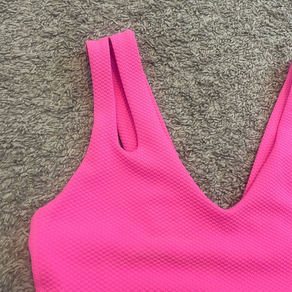 Beach Riot Top - Picture 5 of 7